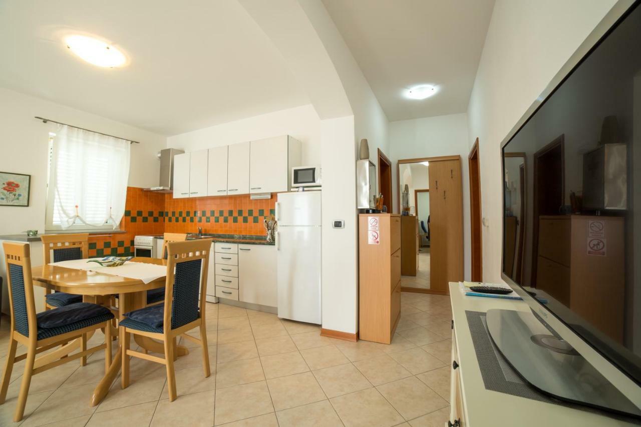 Apartment Opatija Luaran gambar